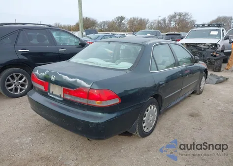 2001 Honda Accord 2.3 Lx из США, поврежденный, VIN 1HGCG55441A036109